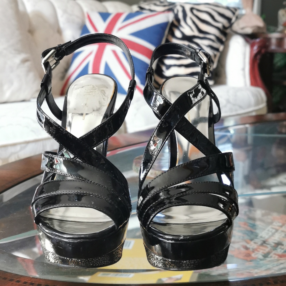 INC shoes